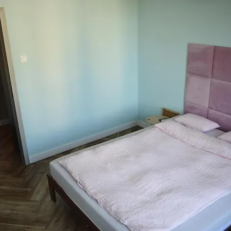 Apartament 3 Pokoje Balkon 50m2 Wyposazone Parking * Wrocław